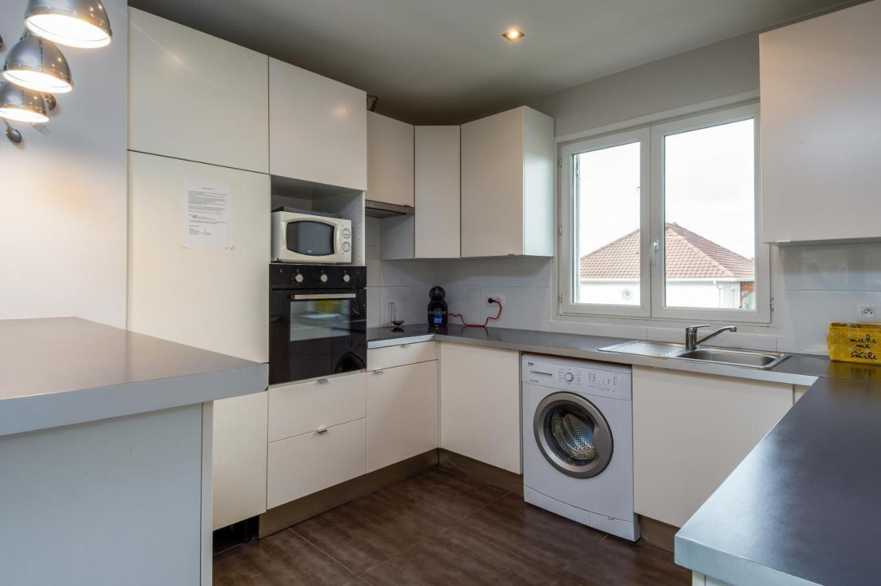 2 Bed House Near Disneyland Paris Montry Eksteriør billede