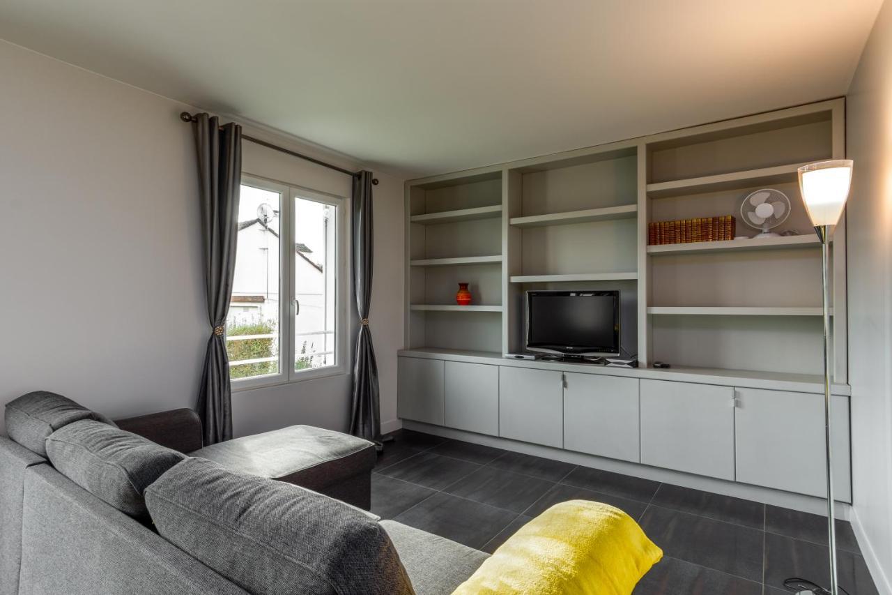 2 Bed House Near Disneyland Paris Montry Eksteriør billede